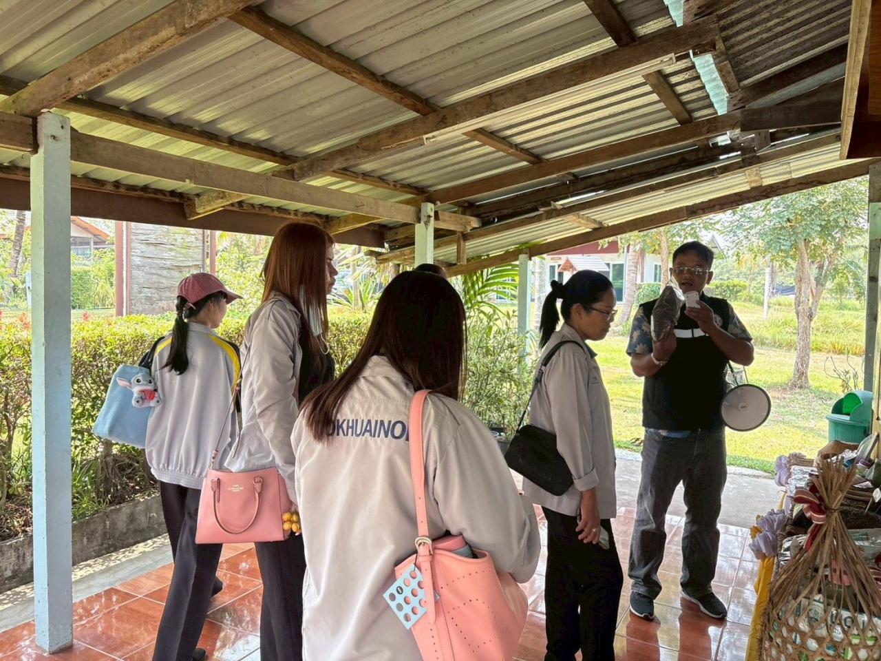 ภาพประกอบที่ 6