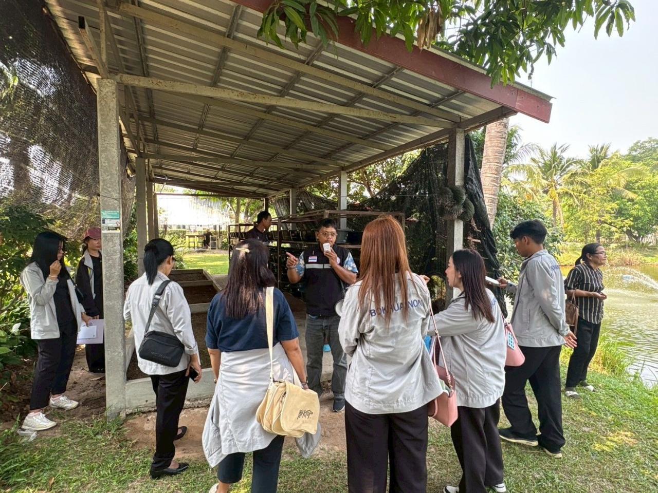 ภาพประกอบที่ 9