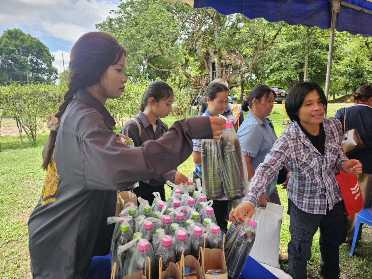 ภาพประกอบที่ 12