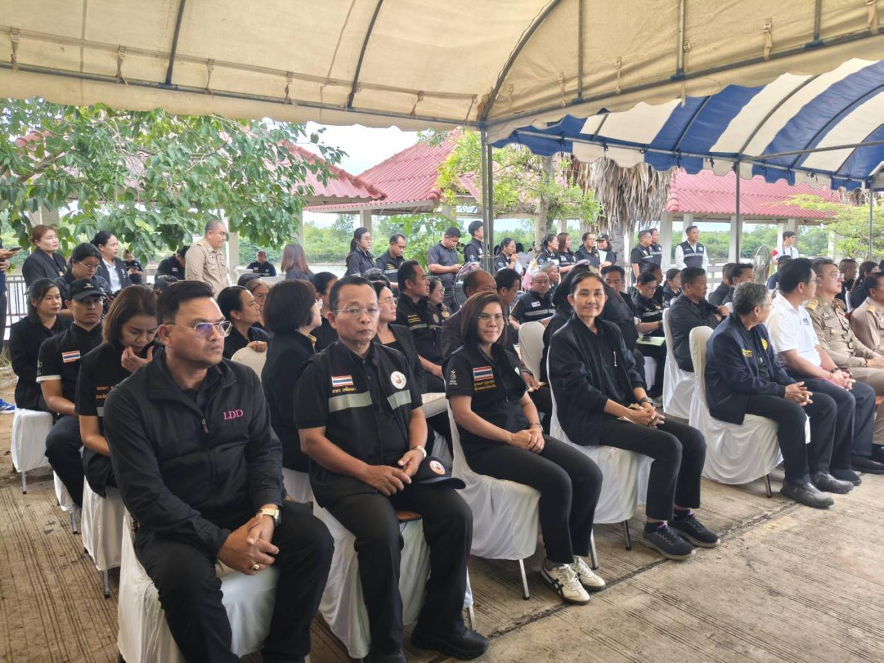 ภาพประกอบที่ 15