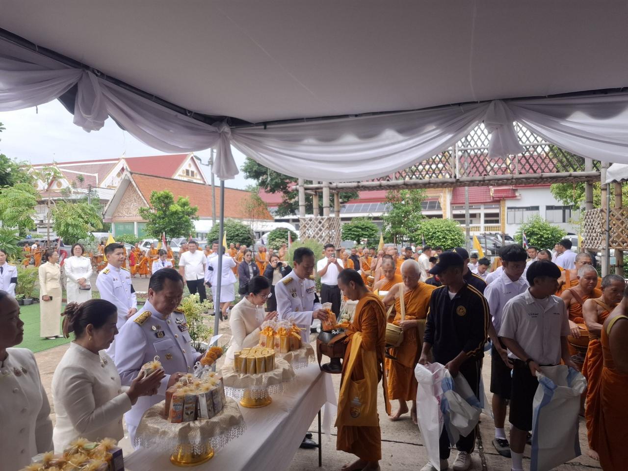 ภาพประกอบที่ 10