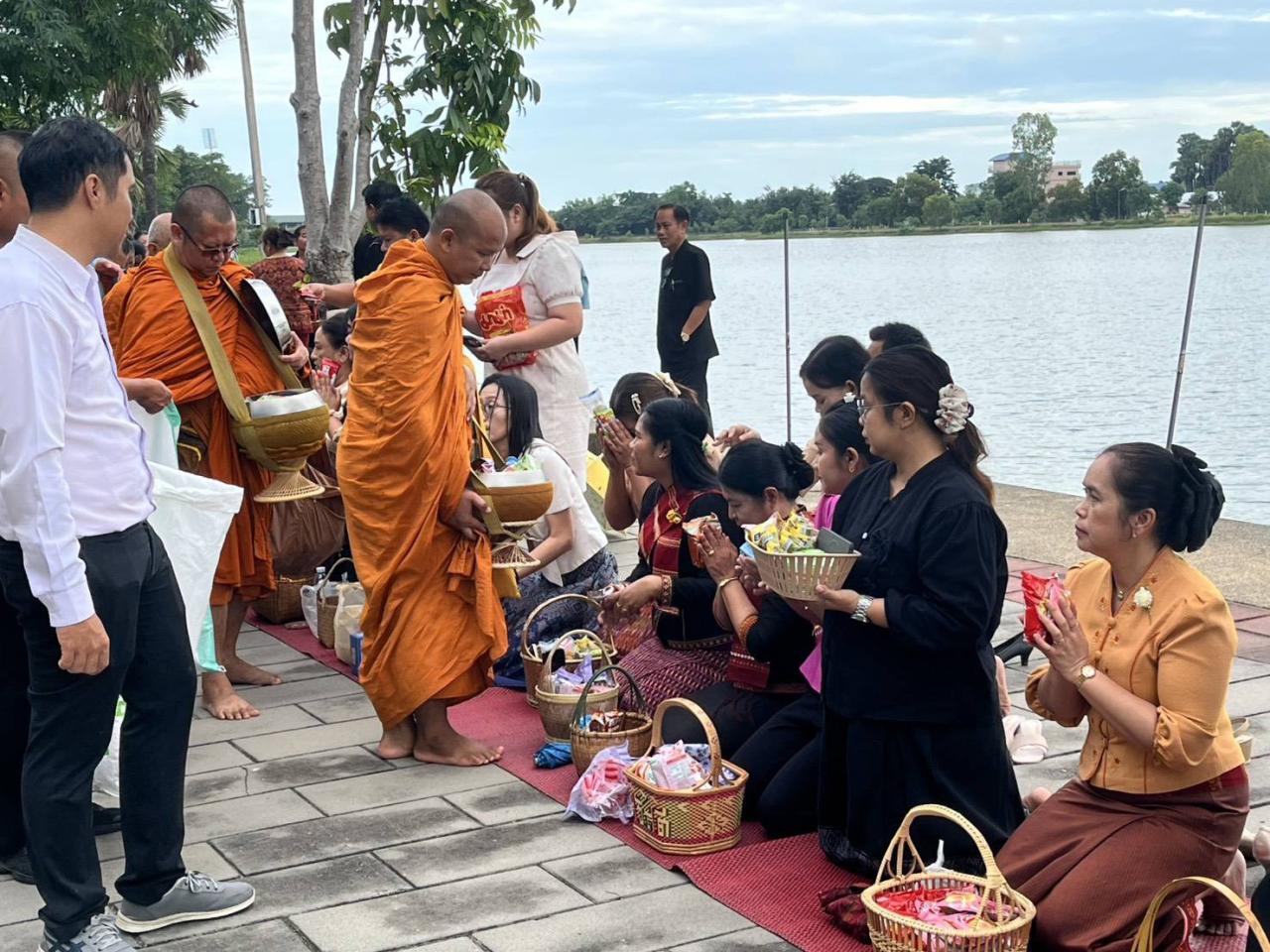 ภาพประกอบที่ 1