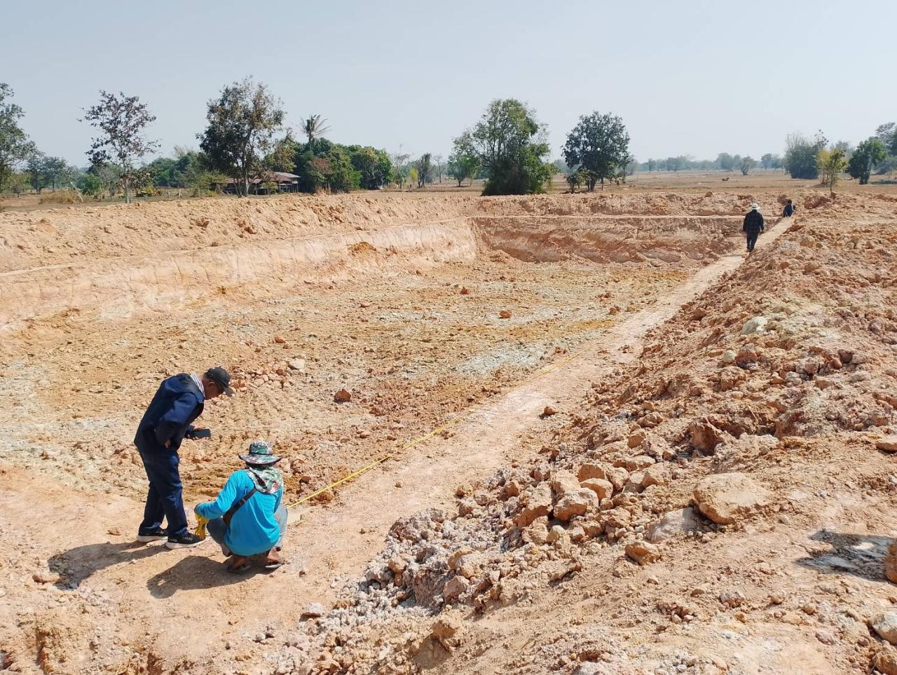 ภาพประกอบที่ 23