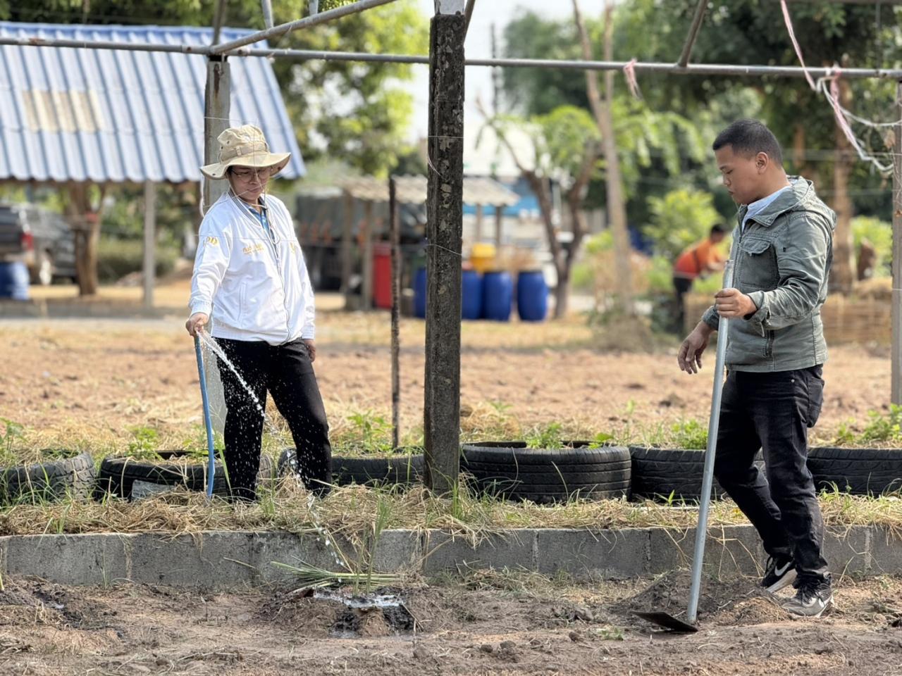 ภาพประกอบที่ 1