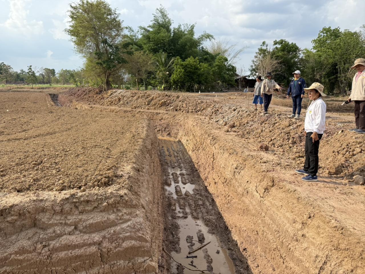 ภาพประกอบที่ 4