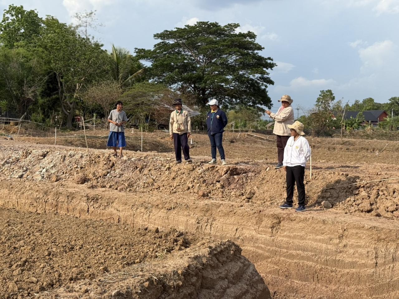 ภาพประกอบที่ 9