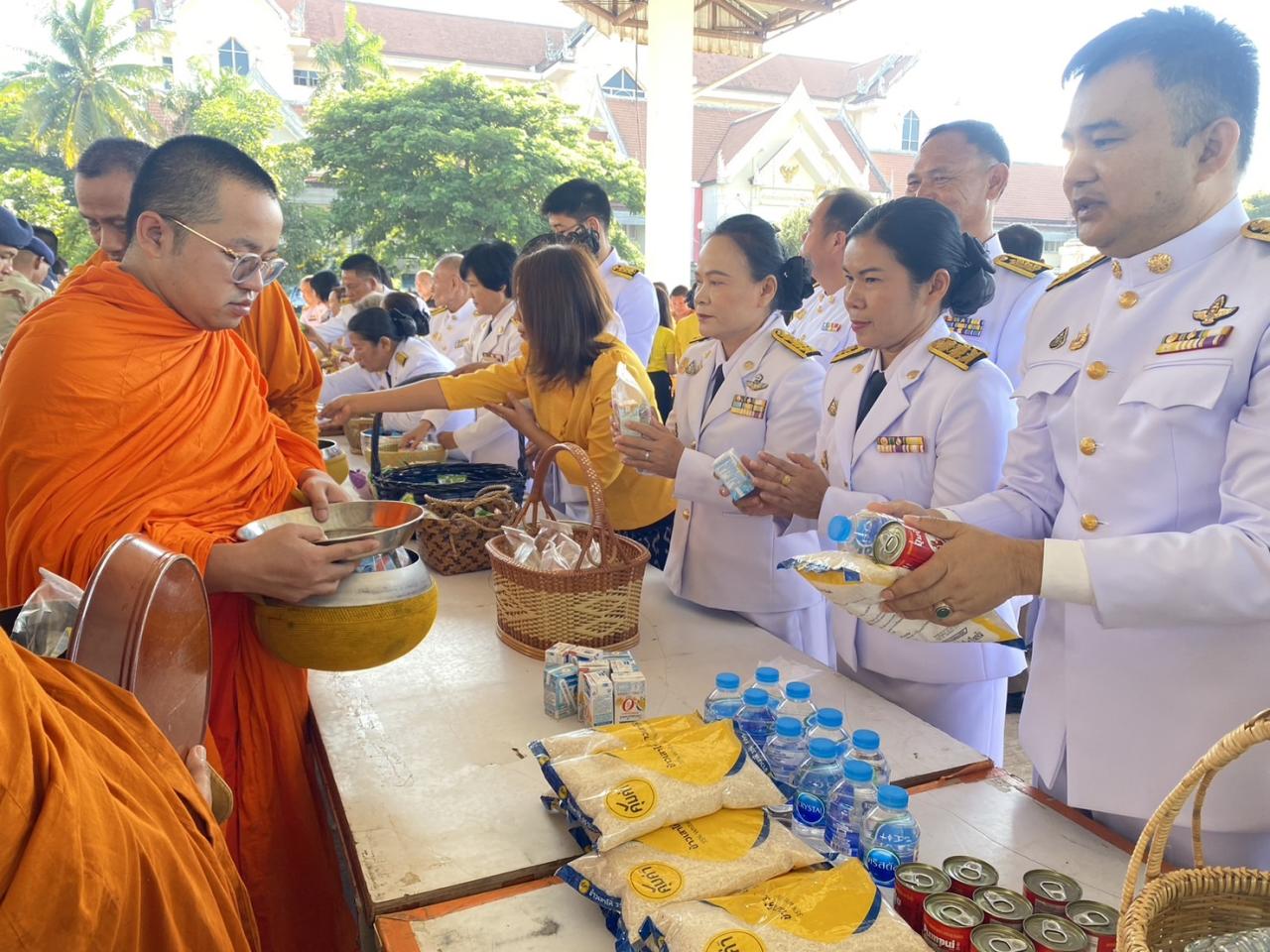 ภาพประกอบที่ 11